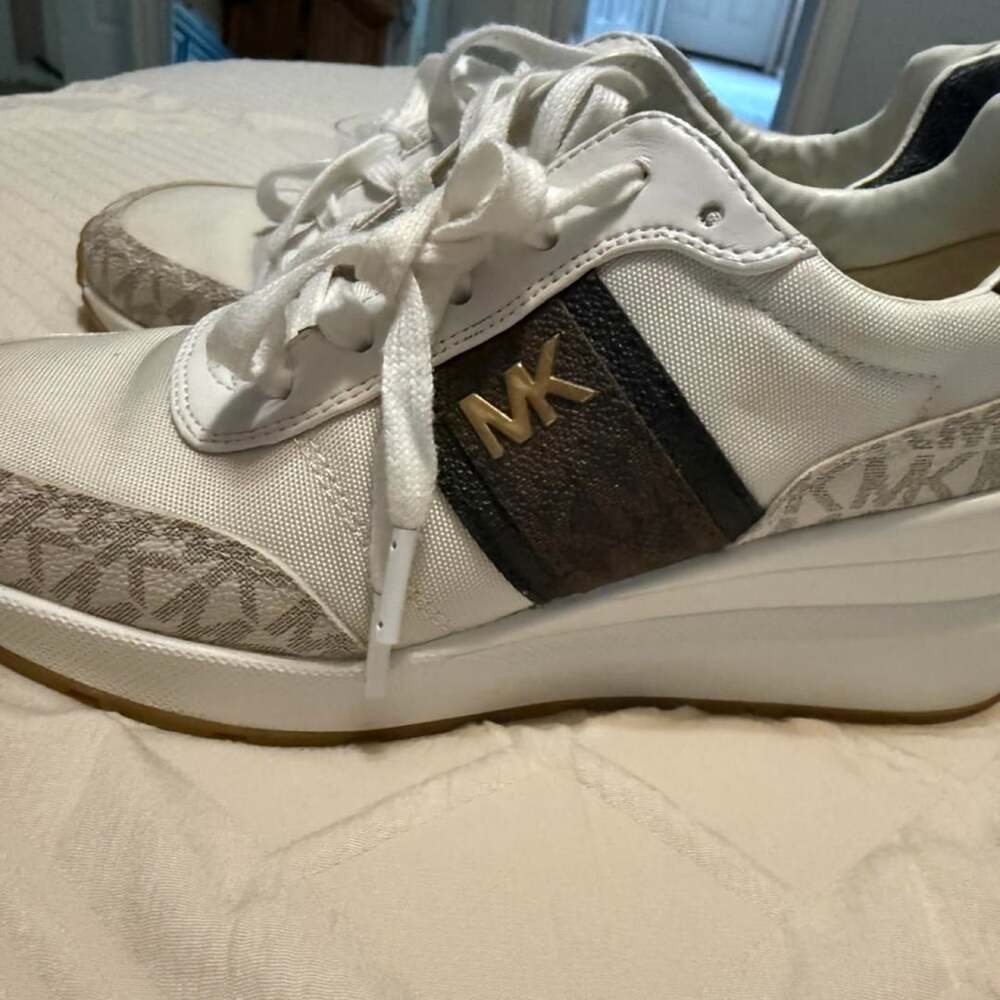 Michael Kors Wedge Sneakers Size 7M White Brown Monogram